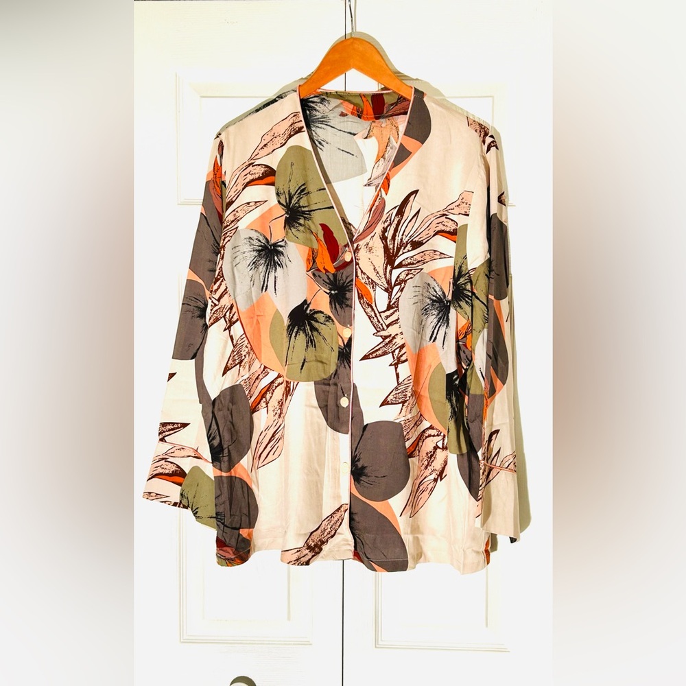 Hand Crafted Floral Pajama Set - Multicolor - Picture 2 of 5